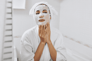 mask white (16)