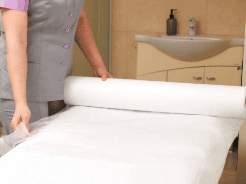 disposable bed sheet roll (21)